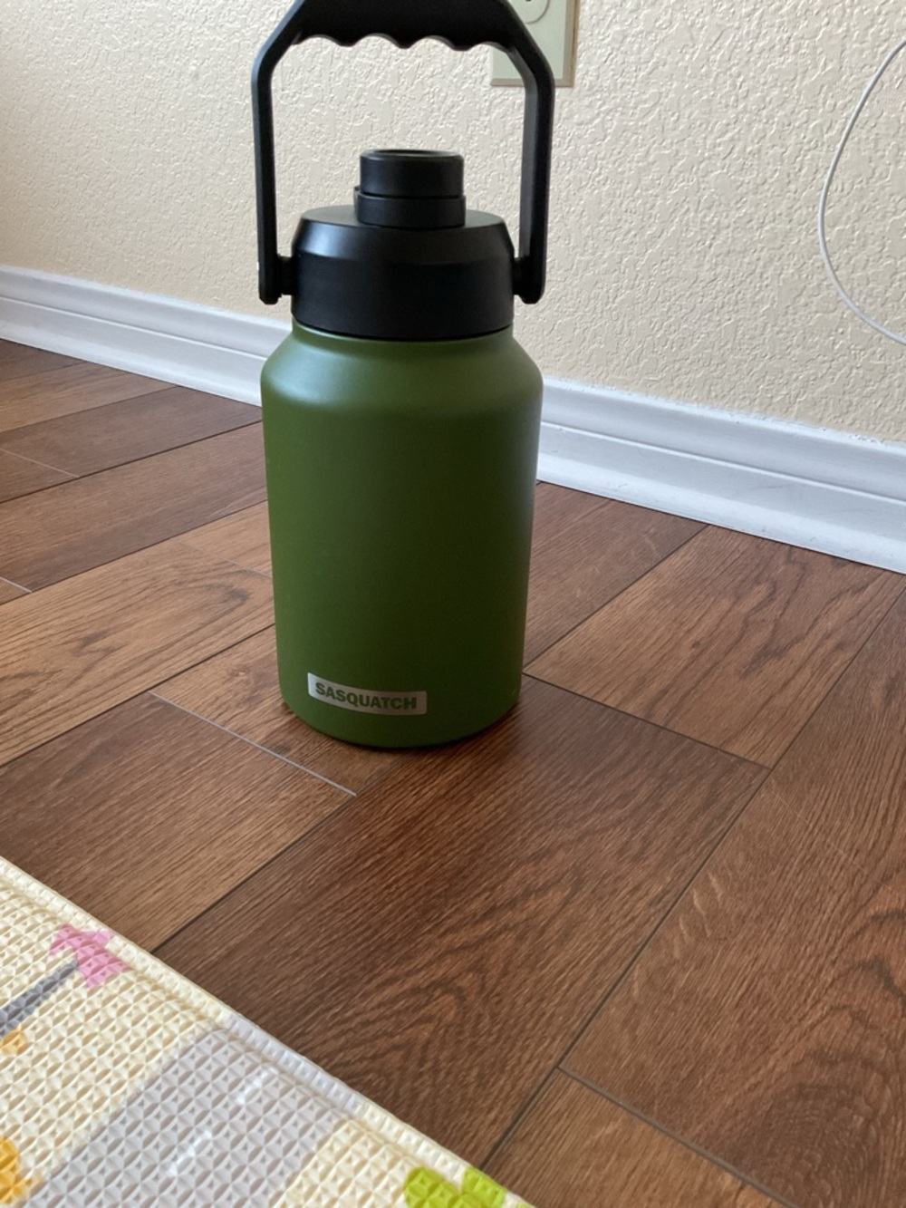 Sasquatch Half Gallon Drink Tank Olive Green new no box
